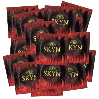 Нелатексови оребрени презервативи Skyn Intense Feel 